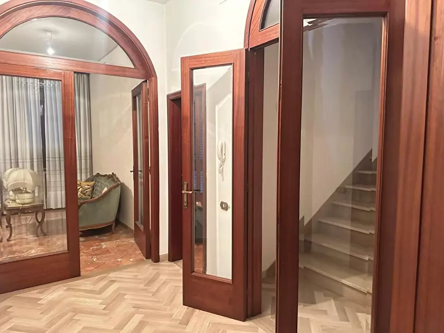 Immagine 1 di Villa in vendita  a Empoli