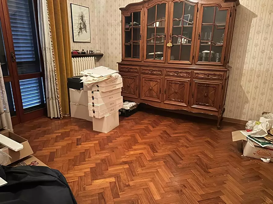 Immagine 10 di Villa in vendita  a Empoli