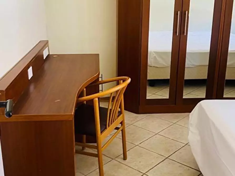 Immagine 9 di Appartamento in vendita  a Siena
