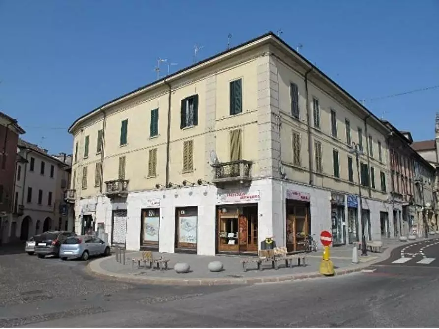 Immagine 1 di Appartamento in vendita  a Cassano D'adda