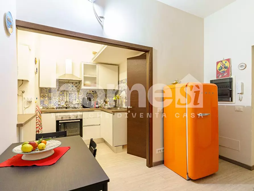 Immagine 18 di Laboratorio in vendita  a Catania