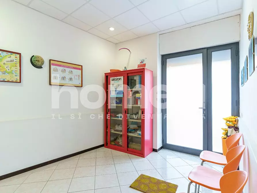 Immagine 4 di Laboratorio in vendita  a Catania