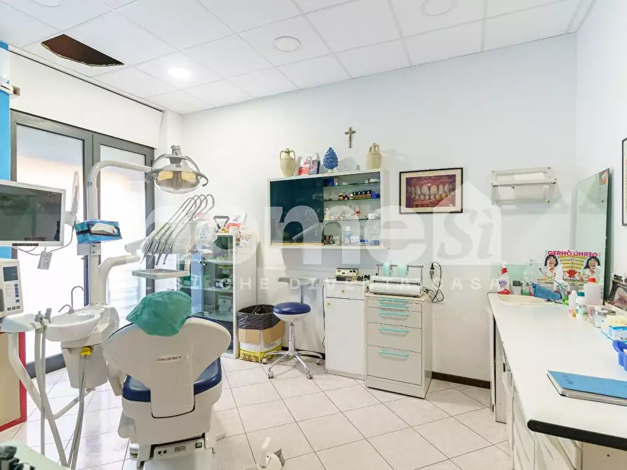 Immagine 5 di Laboratorio in vendita  a Catania