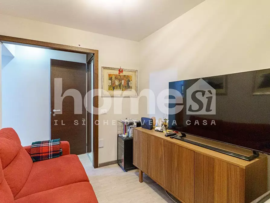 Immagine 9 di Laboratorio in vendita  a Catania