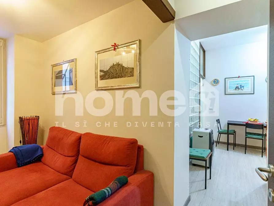 Immagine 12 di Laboratorio in vendita  a Catania