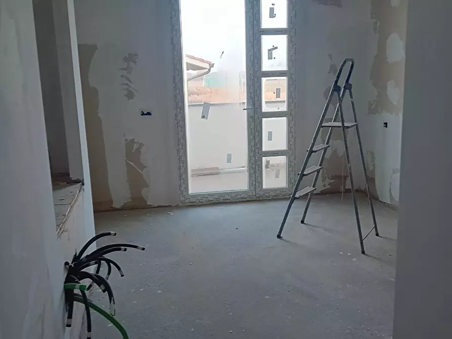 Immagine 7 di Villetta a schiera in vendita  a Campi Bisenzio