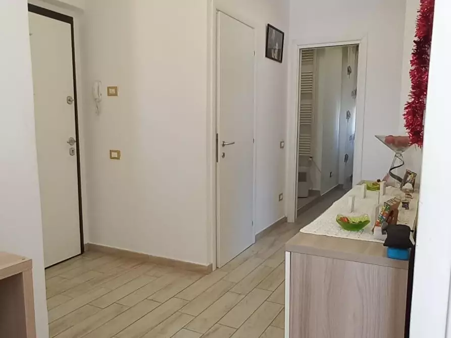 Immagine 10 di Appartamento in vendita  a Carrara