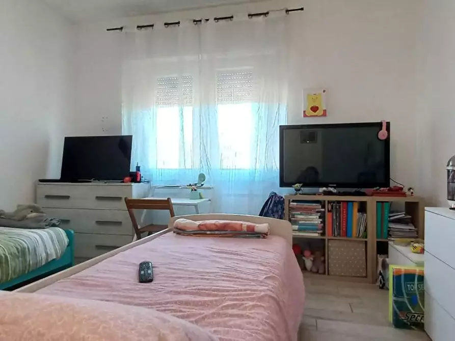 Immagine 14 di Appartamento in vendita  a Carrara