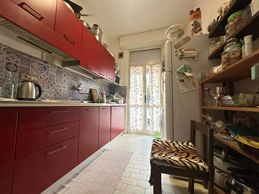 Immagine 9 di Casa trifamiliare in vendita  a Viareggio