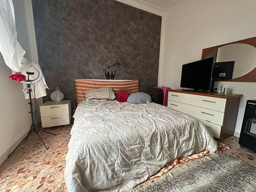 Immagine 15 di Casa trifamiliare in vendita  a Viareggio