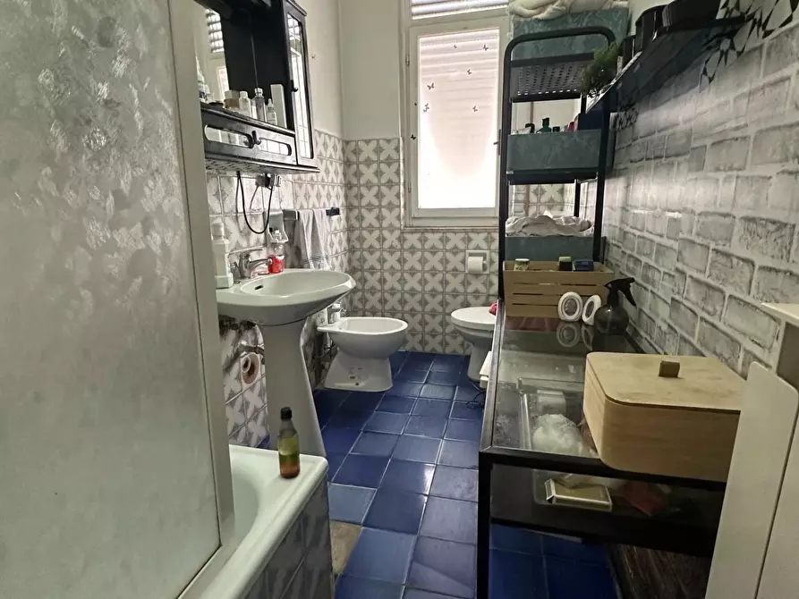 Immagine 24 di Casa trifamiliare in vendita  a Viareggio