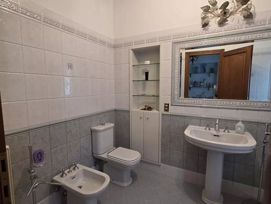 Immagine 44 di Terratetto in vendita  a Lucca