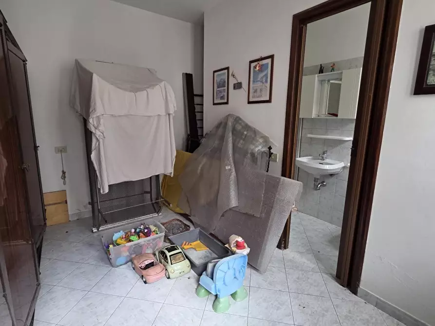 Immagine 10 di Terratetto in vendita  a Lucca