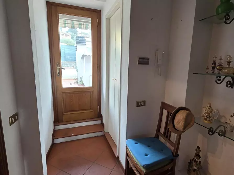 Immagine 42 di Terratetto in vendita  a Lucca