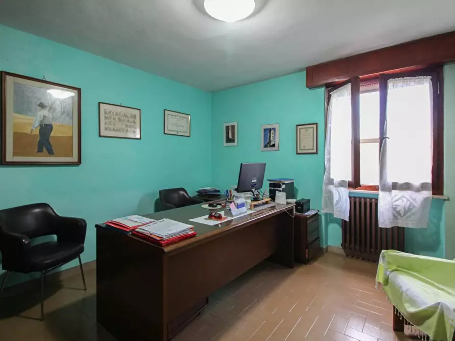 Immagine 52 di Villa in vendita  a Pisa