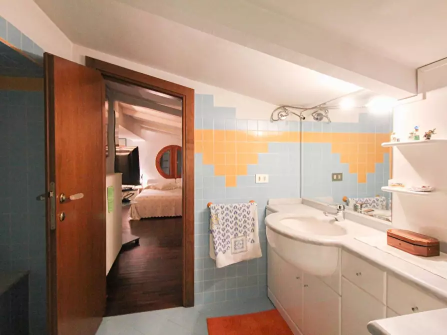 Immagine 44 di Villa in vendita  a Pisa