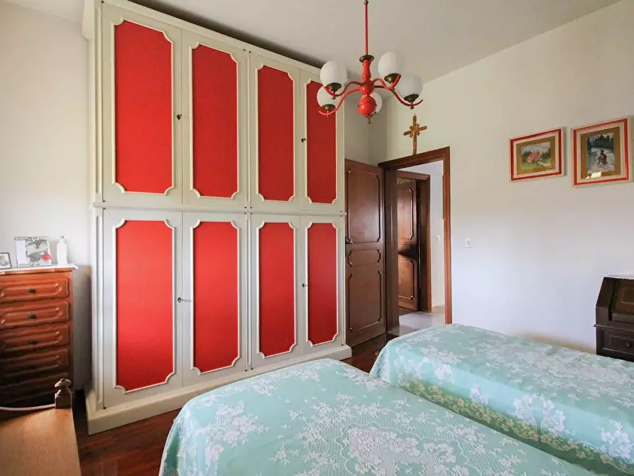 Immagine 28 di Villa in vendita  a Pisa