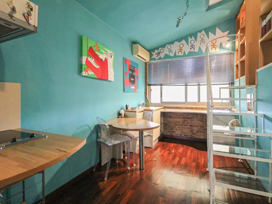 Immagine 48 di Villa in vendita  a Pisa