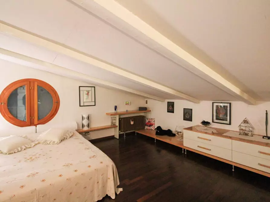 Immagine 40 di Villa in vendita  a Pisa