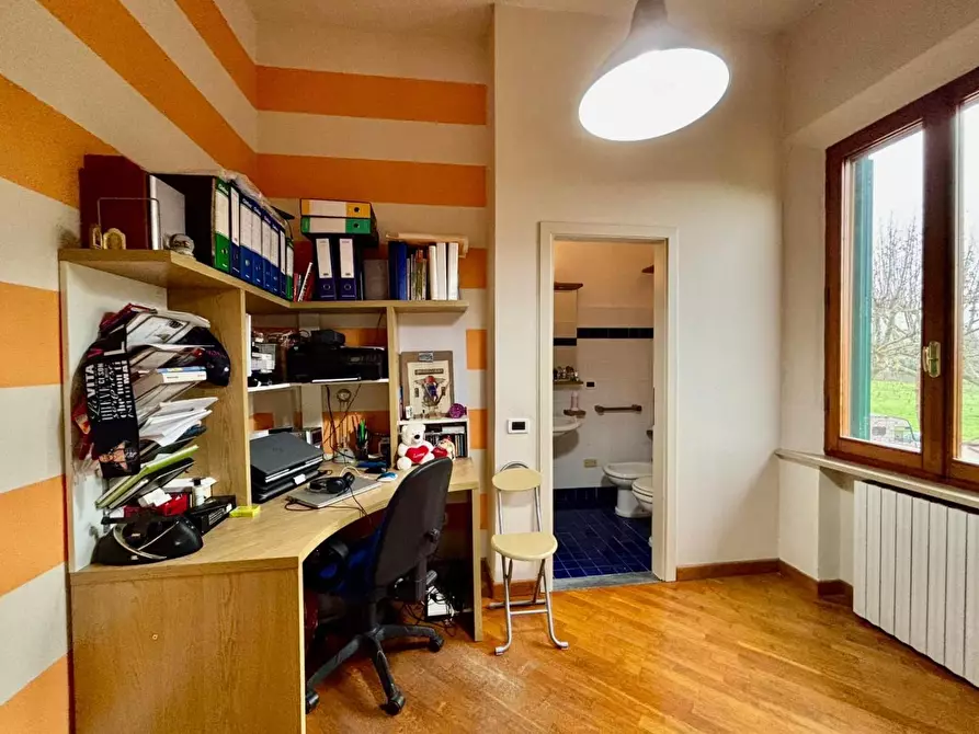 Immagine 16 di Appartamento in vendita  a Pontedera