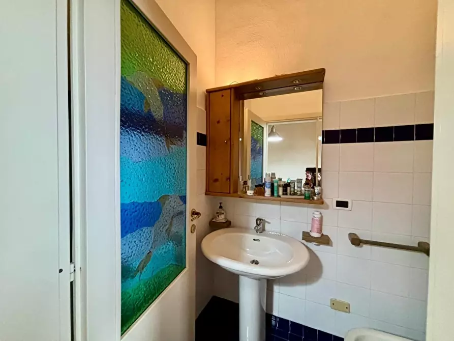 Immagine 31 di Appartamento in vendita  a Pontedera