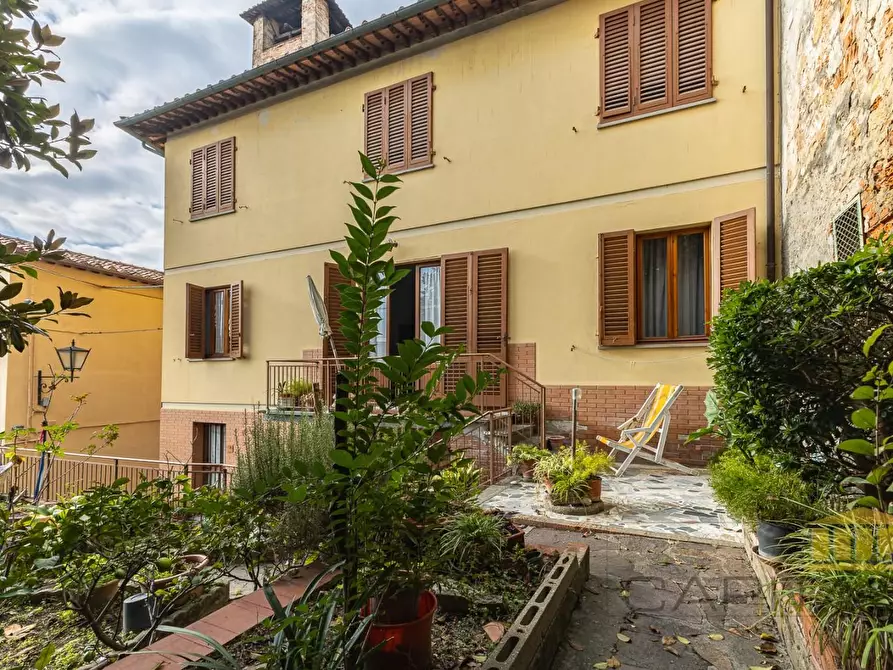 Immagine 25 di Terratetto in vendita  a Vicopisano