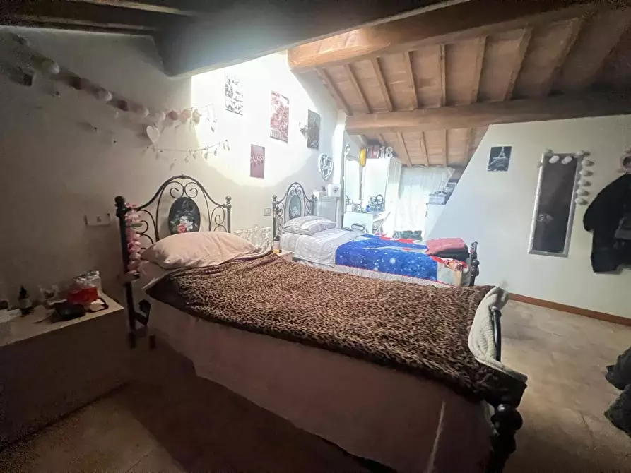 Immagine 17 di Appartamento in vendita  a Colle Di Val D'elsa