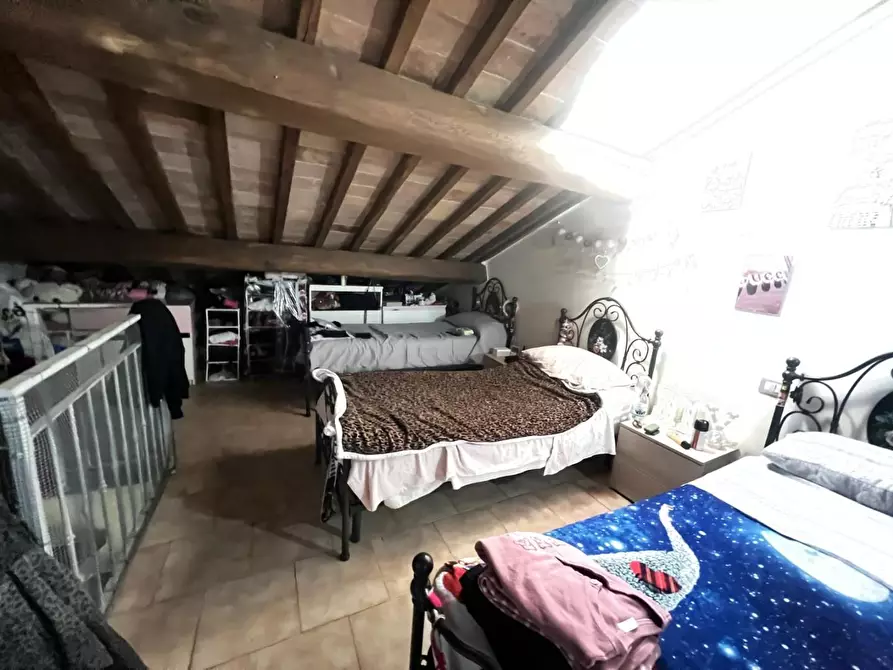 Immagine 15 di Appartamento in vendita  a Colle Di Val D'elsa