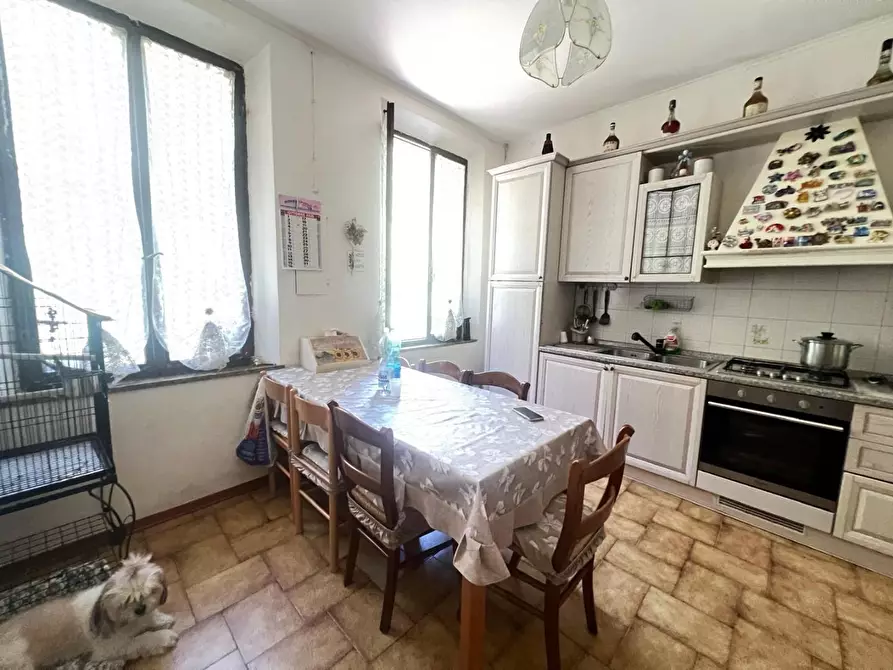 Immagine 2 di Appartamento in vendita  a Colle Di Val D'elsa