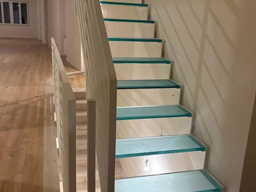 Immagine 10 di Terratetto in vendita  a Lucca