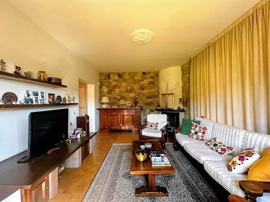 Immagine 1 di Casa bifamiliare in vendita  a Borgo A Mozzano