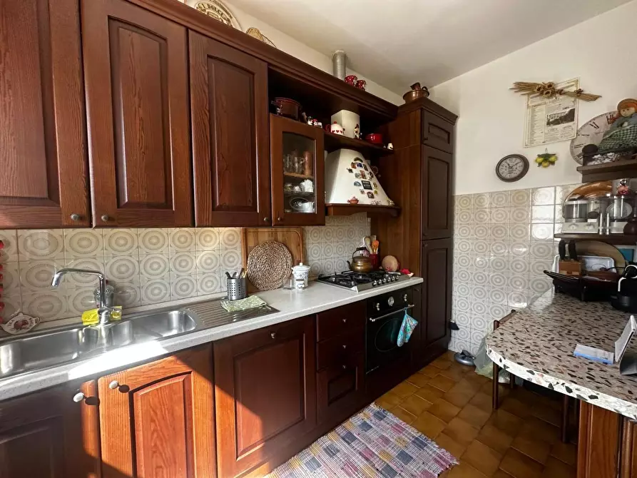 Immagine 8 di Casa bifamiliare in vendita  a Borgo A Mozzano