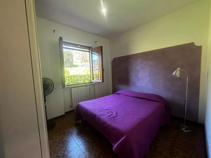 Immagine 12 di Casa bifamiliare in vendita  a Borgo A Mozzano