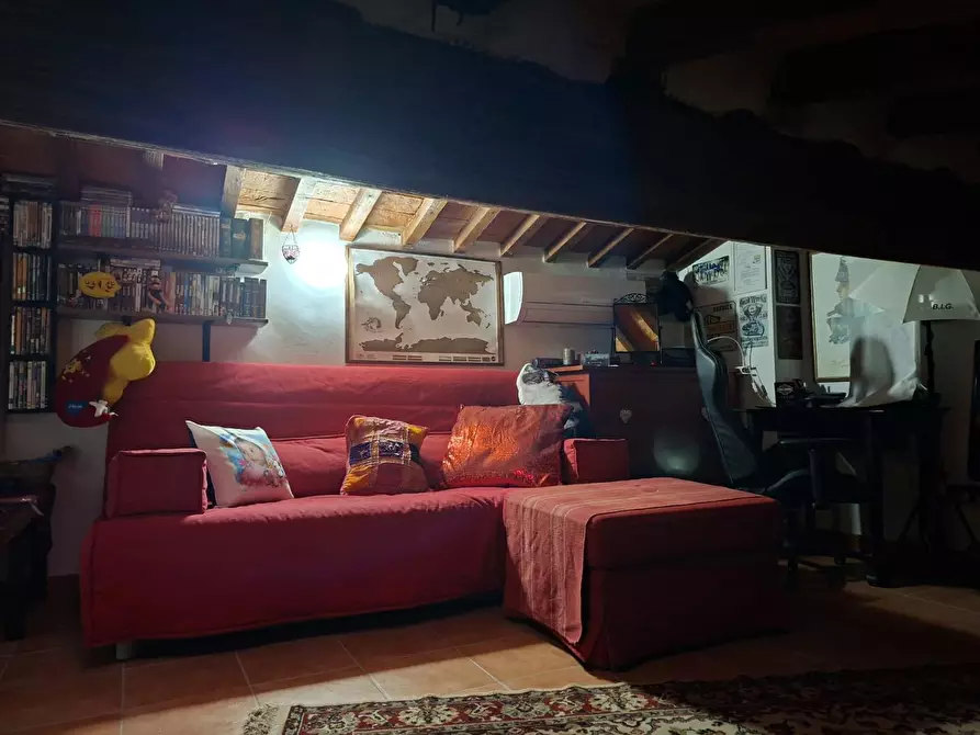 Immagine 20 di Appartamento in vendita  a Collesalvetti