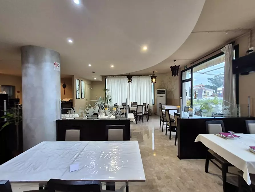 Immagine 2 di Bar / Ristorante in vendita  a Fucecchio