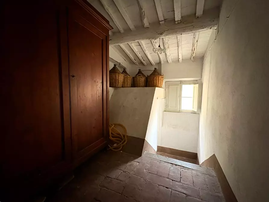 Immagine 39 di Terratetto in vendita  a Calci