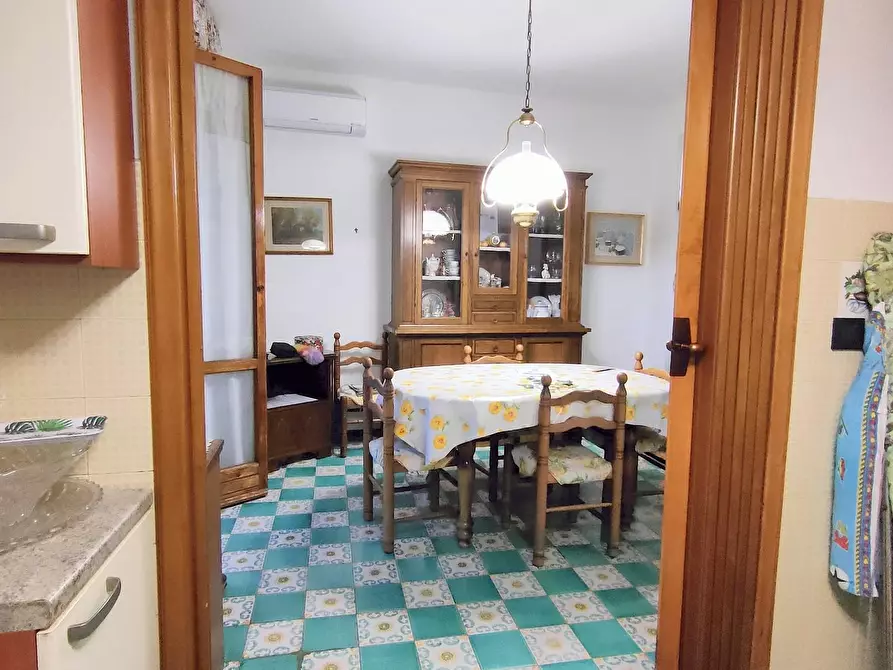 Immagine 8 di Appartamento in vendita  a Pisa