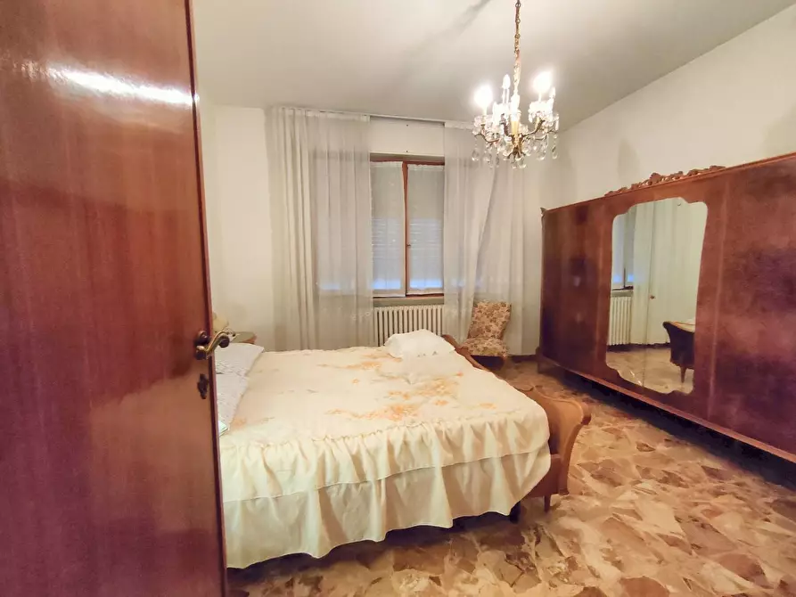 Immagine 21 di Appartamento in vendita  a Pisa