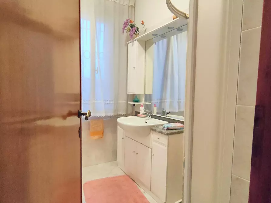 Immagine 17 di Appartamento in vendita  a Pisa