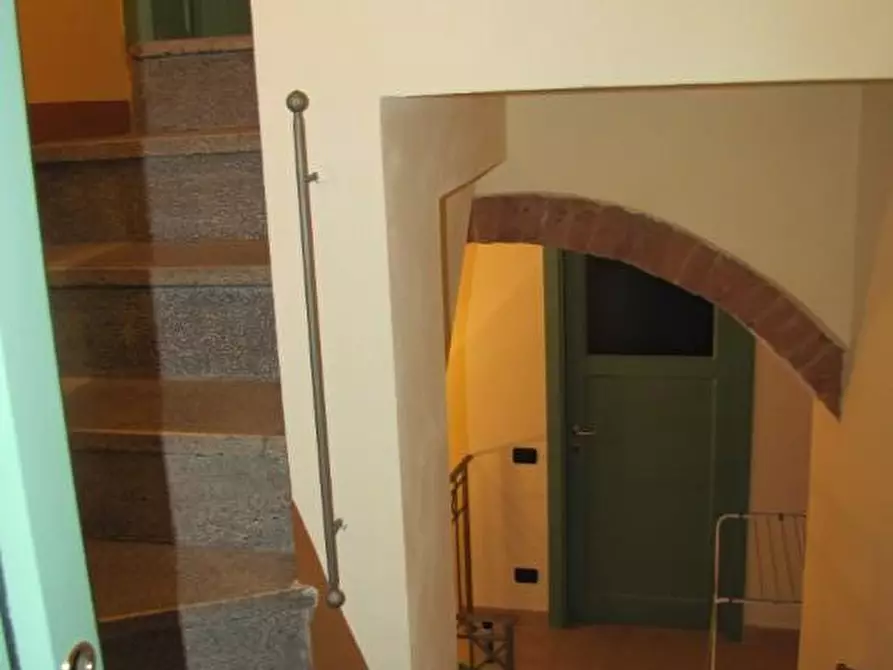 Immagine 9 di Appartamento in affitto  a Siena