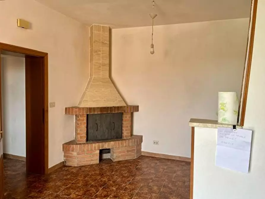 Immagine 4 di Appartamento in vendita  a Asciano