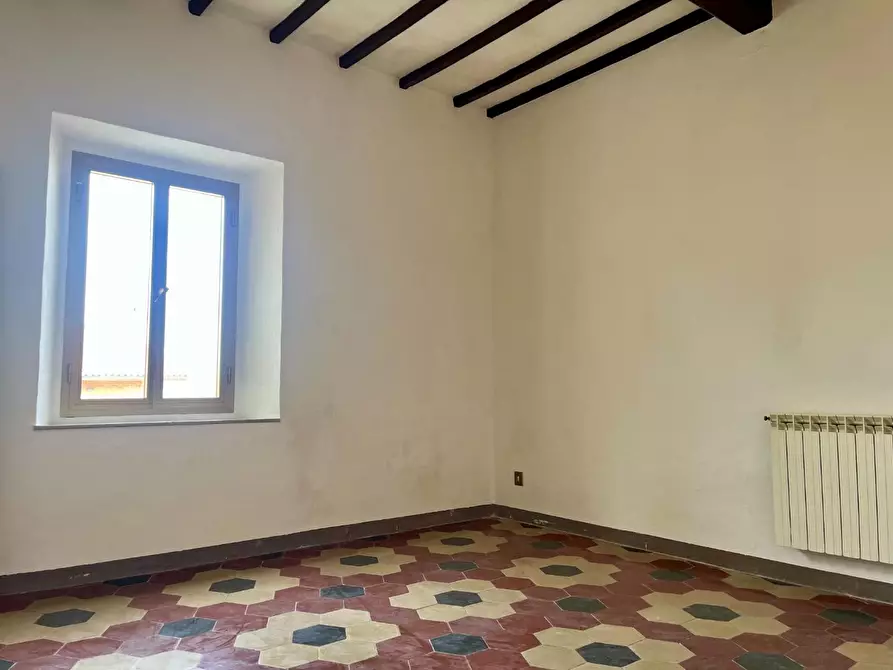 Immagine 16 di Appartamento in vendita  a Asciano