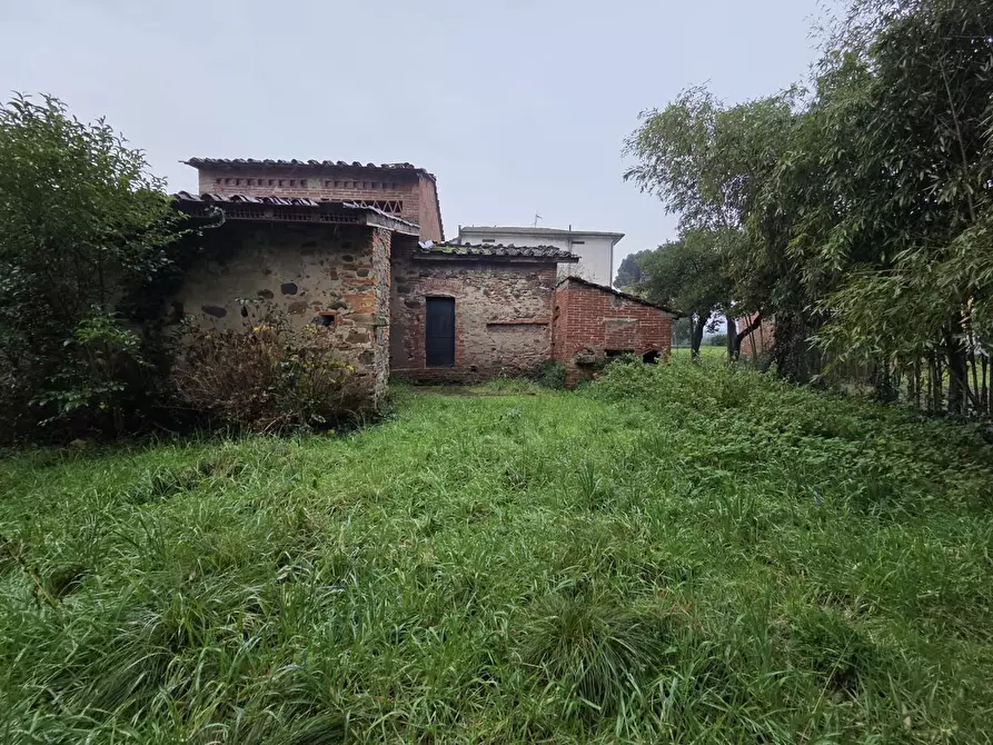 Immagine 9 di Deposito in vendita  a Castelfranco Di Sotto