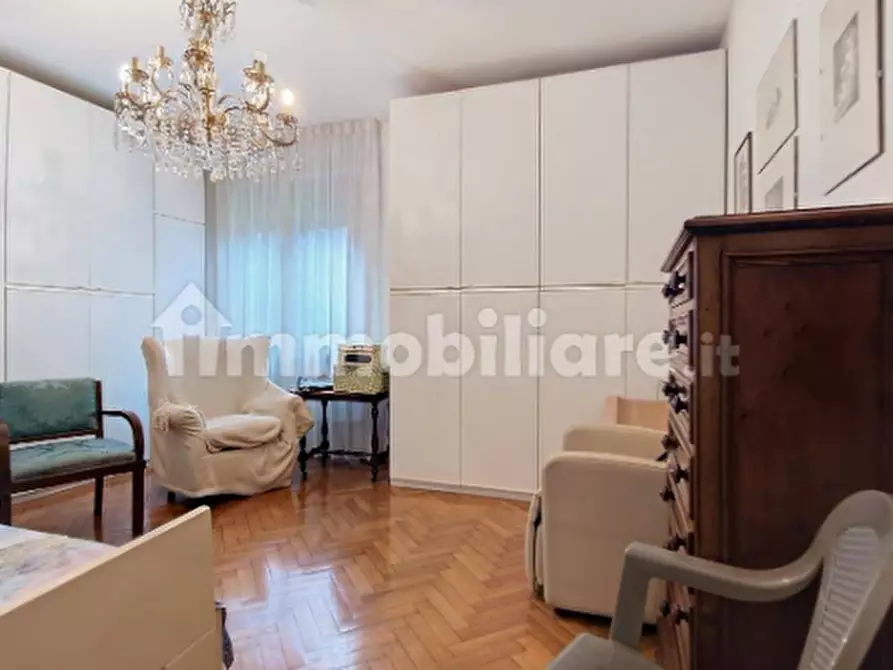 Immagine 13 di Appartamento in vendita  a Pisa