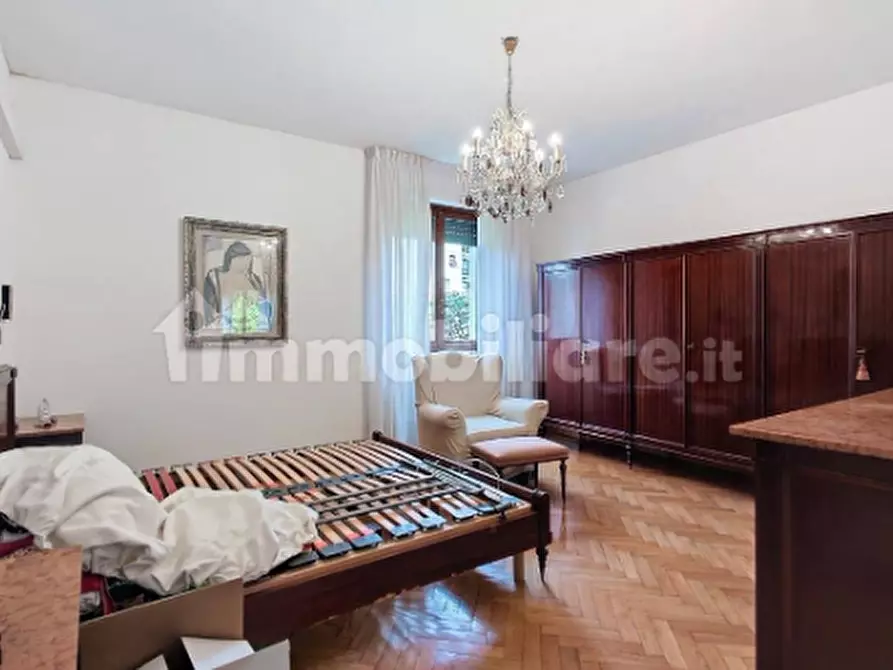 Immagine 12 di Appartamento in vendita  a Pisa