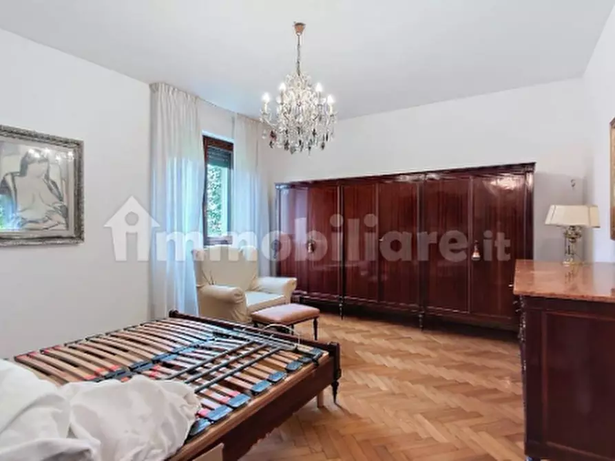 Immagine 10 di Appartamento in vendita  a Pisa