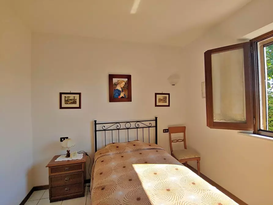 Immagine 20 di Casa colonica in vendita  a Montepulciano