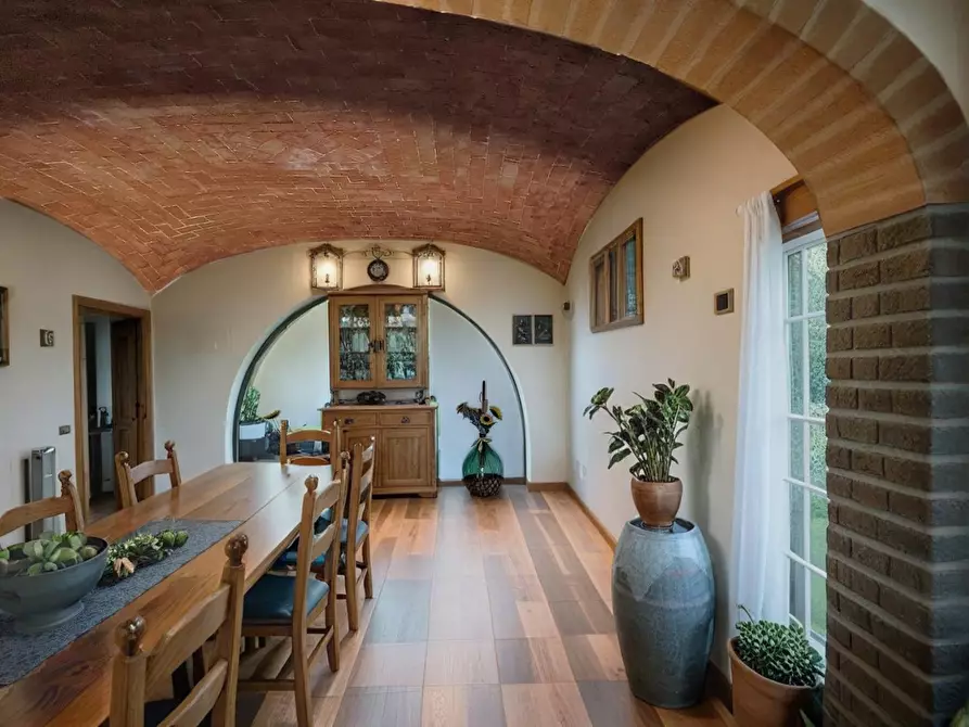 Immagine 10 di Casa colonica in vendita  a Montepulciano