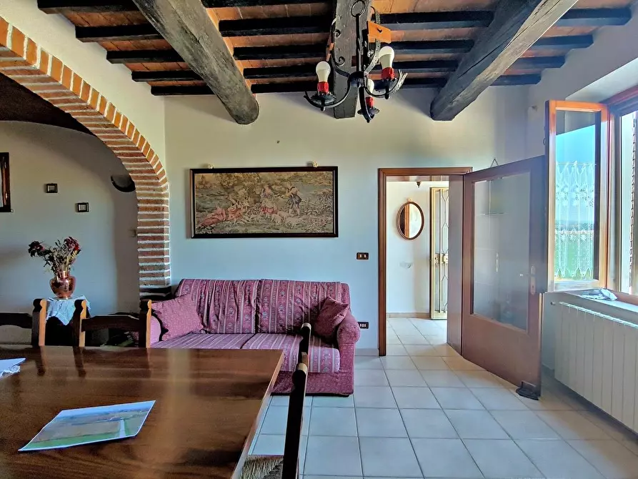 Immagine 22 di Casa colonica in vendita  a Montepulciano