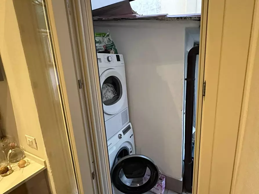 Immagine 22 di Villa in vendita  a Viareggio